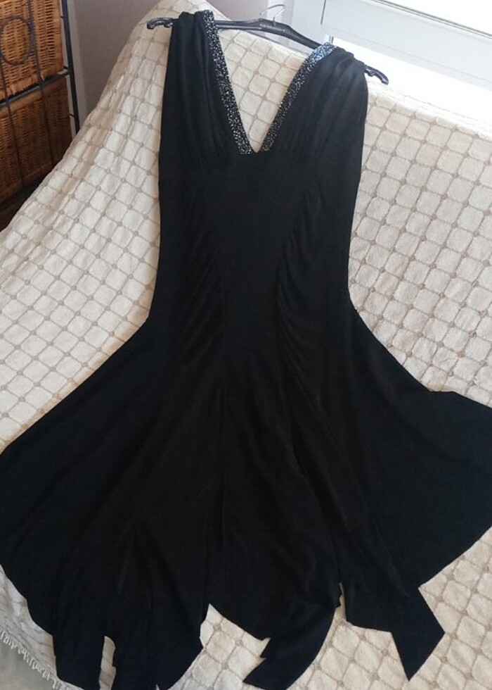 Asimetrik kesim, orta kısa elbise,s,m beden uyumlu, likralı  - Görsel 3