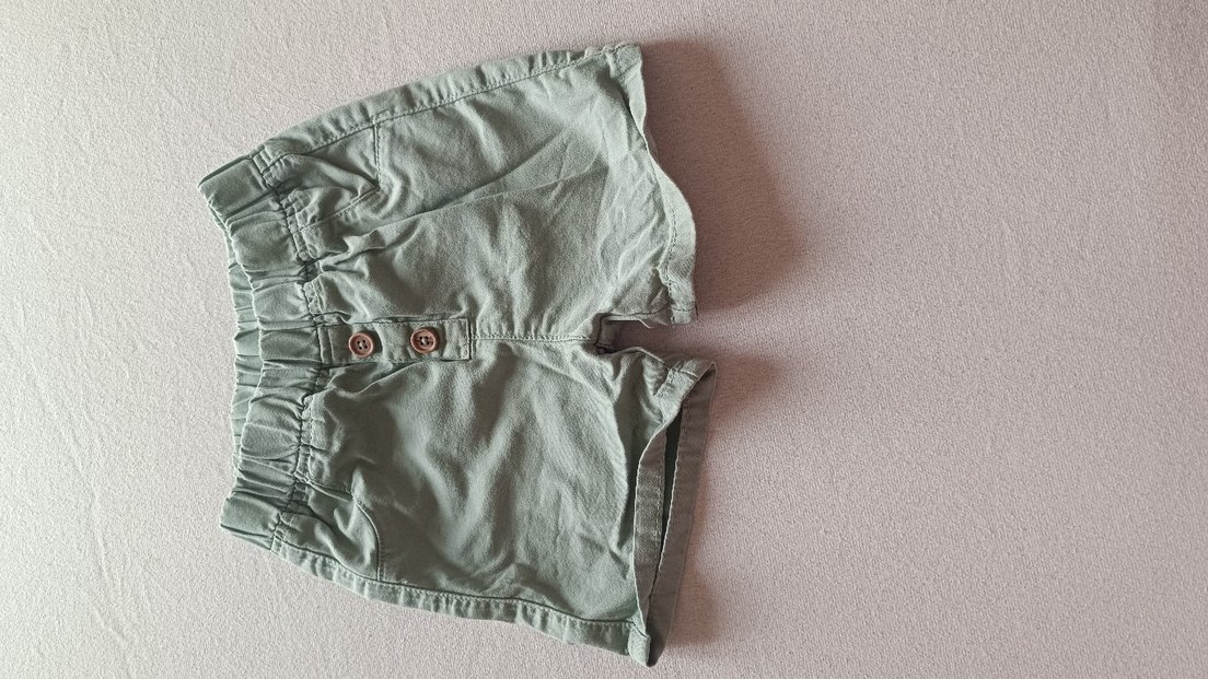 Düğmeli Yeşil Mini Şort çocuk - Görsel 2