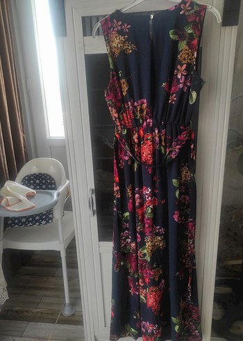 Çiçek Desenli V Yaka Uzun Bohem Elbise - Görsel 4