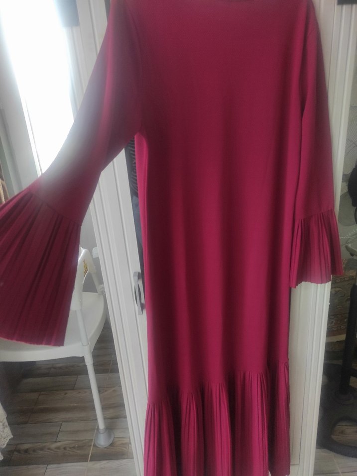 Bordo Uzun Kollu Piliseli Uzun Elbise - Görsel 3