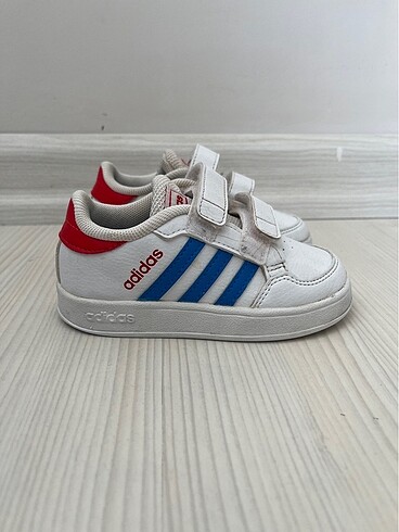 23 Beden Adidas erkek çocuk