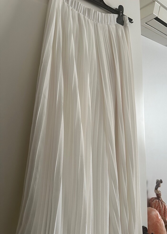 Etek görünümlü pantolon - Görsel 4