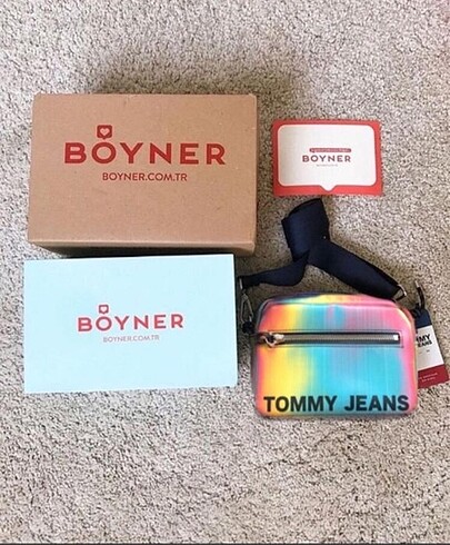 Tommy hologram serisi