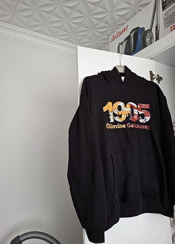 Galatasaraylı sweatshirt