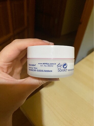 Nivea Nivea Makyaj Bazı