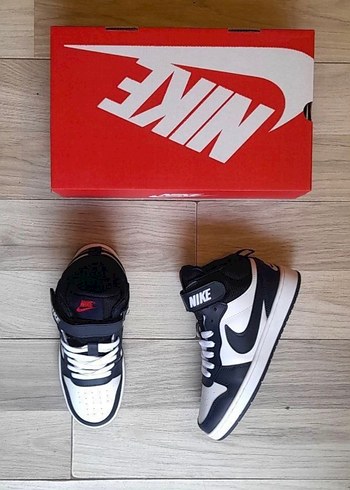 Nike Beyaz Siyah Dolgu Topuklu Spor Ayakkabı - Görsel 4