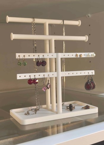 Beyaz Takı Düzenleyici - Görsel 2