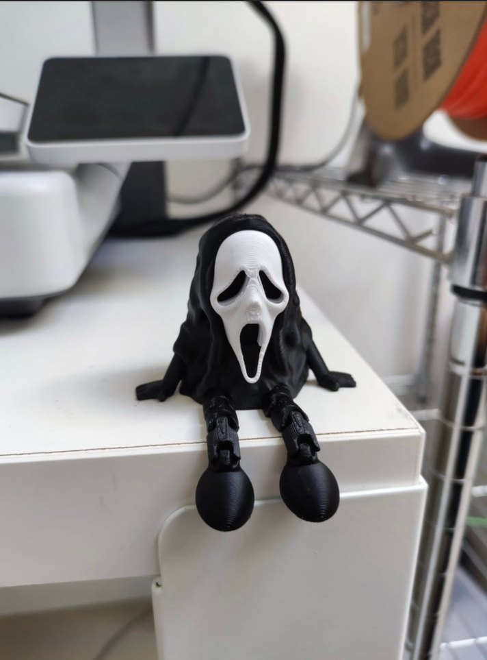 Korku Temalı Siyah Aksiyon Figürü - Görsel 2