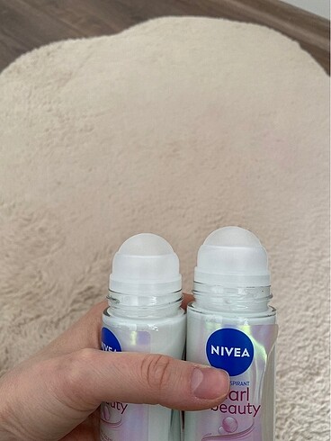 Nivea Nivea pearl & beauty roll on deodorant
