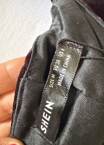 Siyah, Pullu Dantel Detaylı Kadın Bluz - Görsel 9