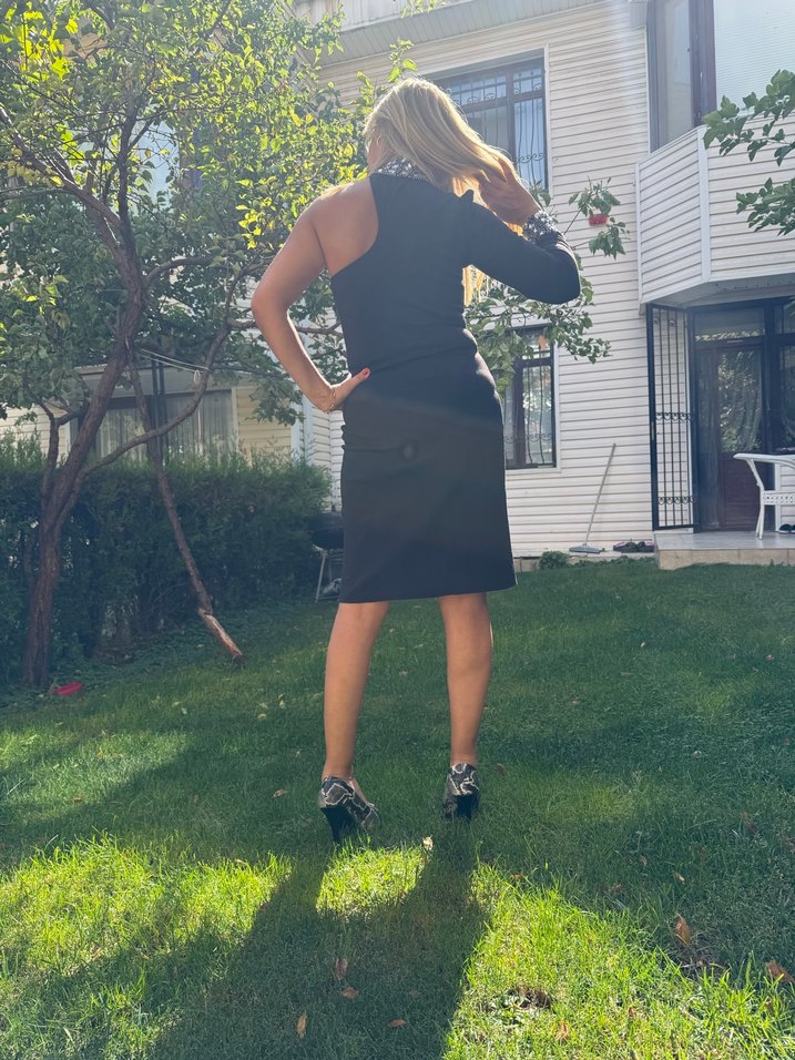 Siyah ,Taşlı  Tek Kollu Kalem Elbise - Görsel 2