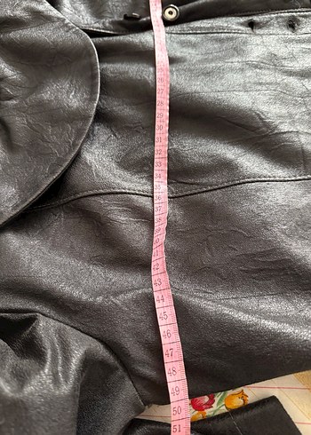 Siyah Suni Deri ,Yandan düğme detaylı Uzun Trençkot - Görsel 2