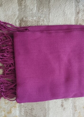 Pembe şal - Görsel 2