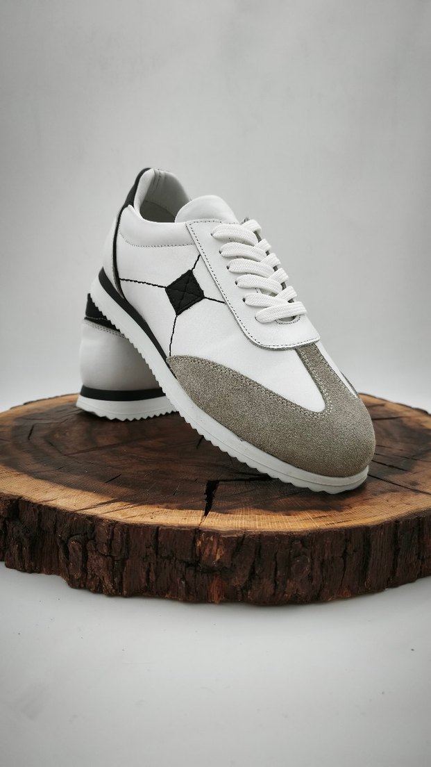 Gri Detaylı Beyaz Erkek Spor Ayakkabı - Görsel 2