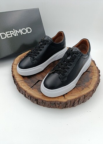 #Derimod