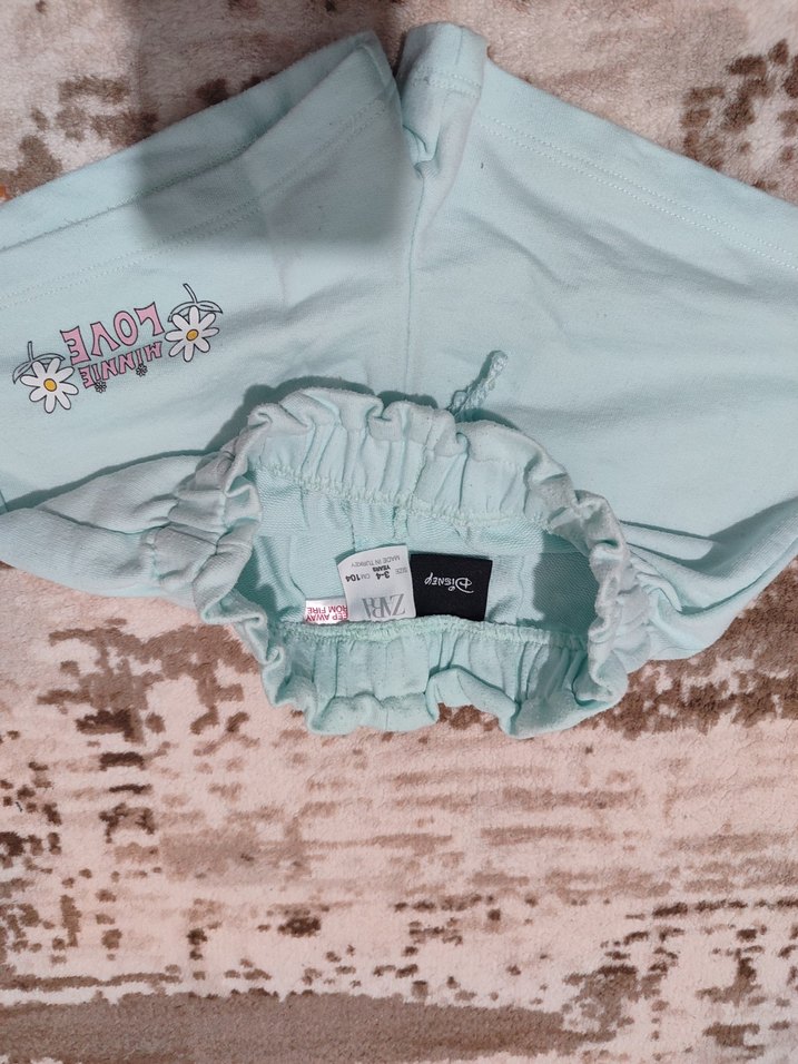 Nakışlı Fırfırlı Mavi Kız Şortu - Görsel 2