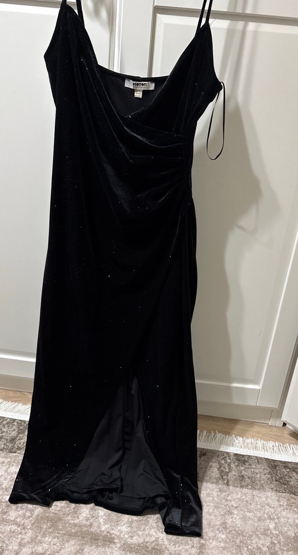 Siyah Drapeli Uzun V Yaka Kadın Elbise - Görsel 2