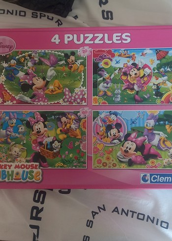 Renkli Minnie Mouse 4'lü Çocuk Puzzle Seti