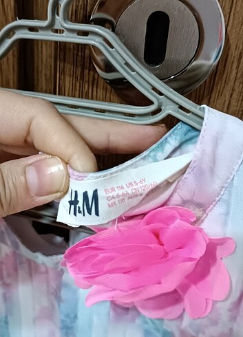 H&M Çiçek desenli elbise
