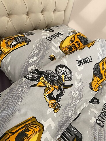 Arkelite Home Erkek Cocuk Sari Arabali Motorlu 4 Parça Pamuklu