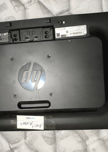 HP 19 inç Monitör - Görsel 4