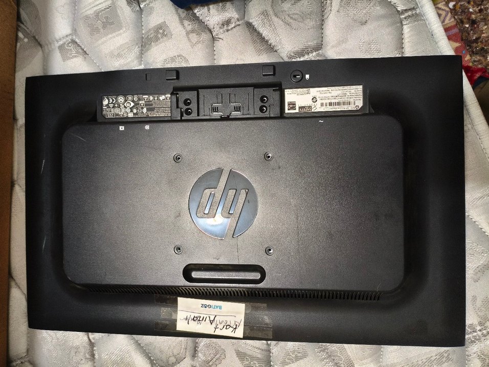 HP 19 inç Monitör - Görsel 3