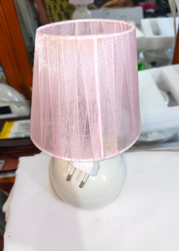 Pembe Kumaş Abajurlu Masa Lambası