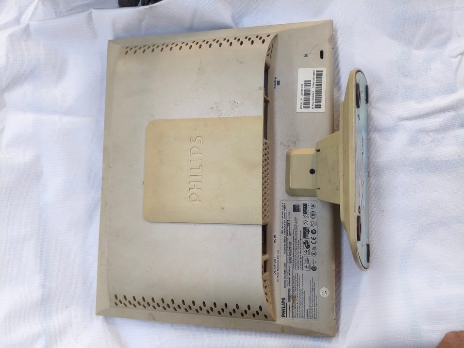 Bej Philips Monitör - Görsel 2