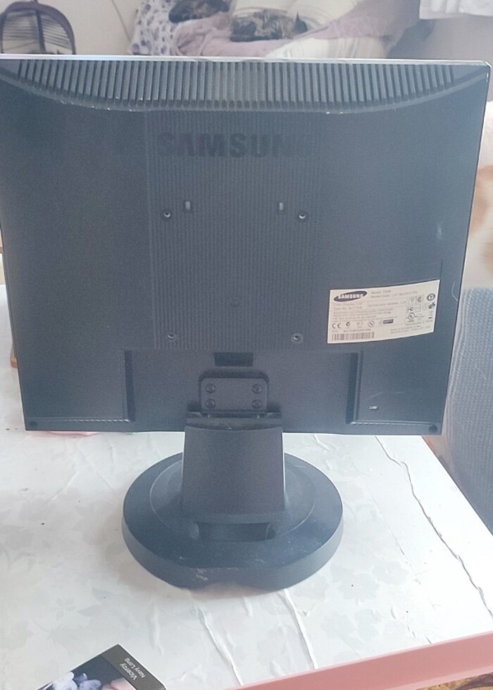 Samsung 17 inç monitör - Görsel 2