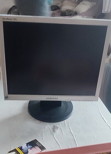 Samsung 17 inç monitör - Görsel 6