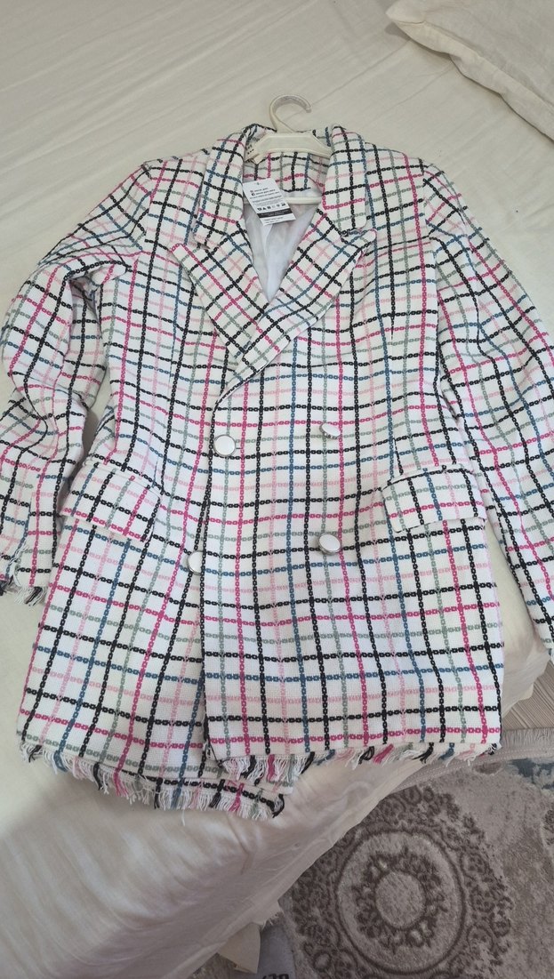 Düğmeli Ekoseli Kadın  Blazer - Görsel 3