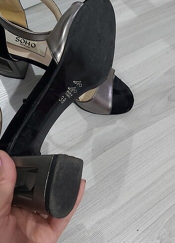 Diğer 38 numara yazlık topuklu sandalet