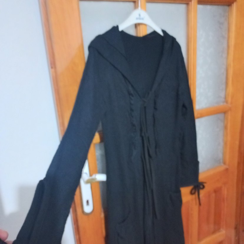 Uzun Kollu Siyah penye spor  hırka - Görsel 3