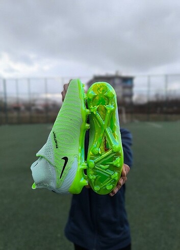 Nike Phantom 