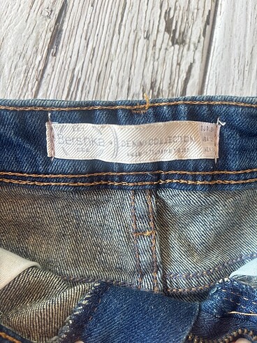34 Beden Bershka kot şort