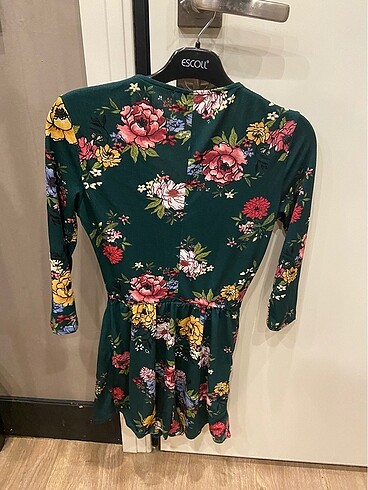 s Beden Bershka çiçekli tulum