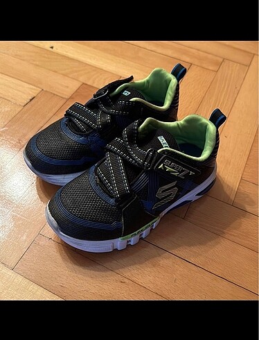 26 Beden Skechers ışıklı çocuk sneakers
