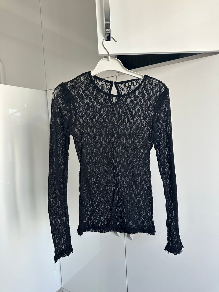 Dantel Detaylı Siyah  beyaz Uzun Kollu Bluz - Görsel 4