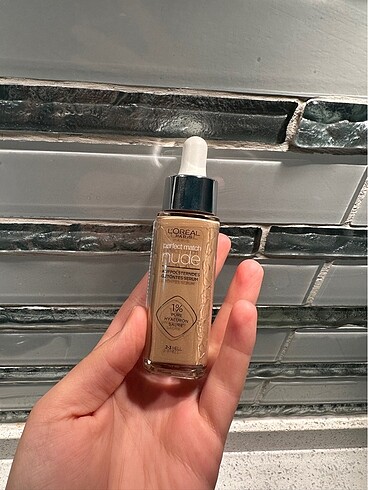 Beden Renk Loreal Paris Perfect match nude fondöten