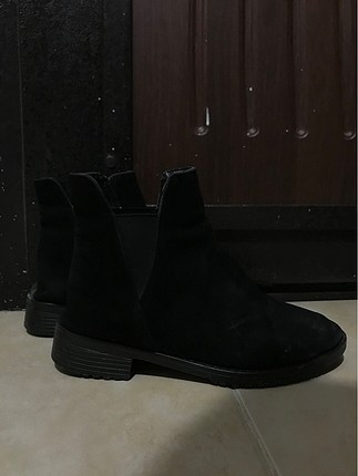 SÜET BOOTIE