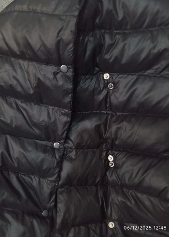 Kürk Detaylı Siyah Uzun Kadın Kışlık Mont - Görsel 7