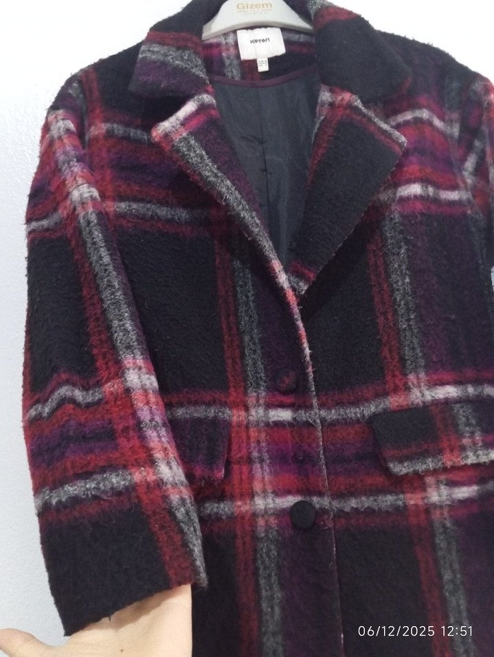 Kırmızı Ekose Desenli Kaban - Görsel 2