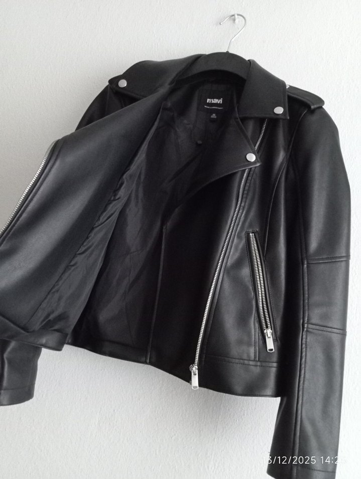 Kadın Siyah Deri Biker Ceket - Görsel 4