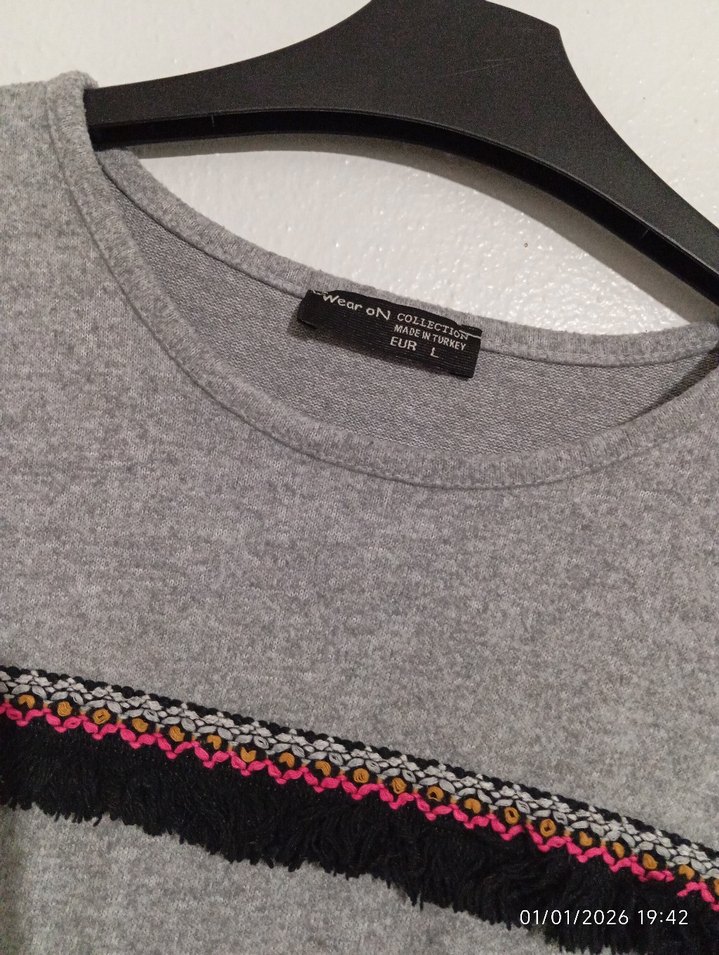 Uzun Kollu Gri Triko Tunik - Görsel 4