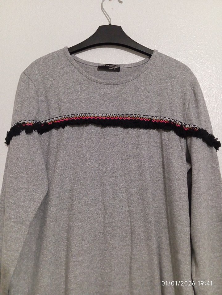Uzun Kollu Gri Triko Tunik - Görsel 2