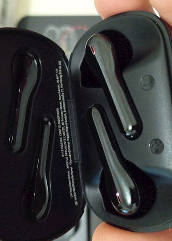 Tribit Siyah Kablosuz Kulaklık - Görsel 2