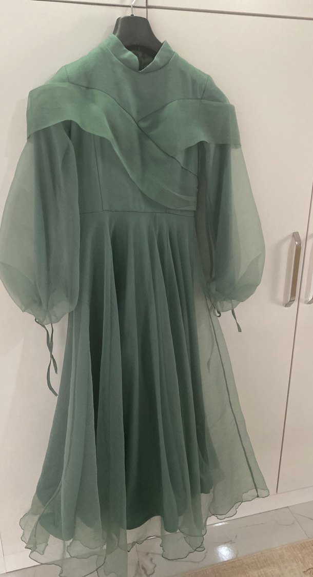 Drapeli Uzun Yeşil Kadın Abiye Elbise - Görsel 3