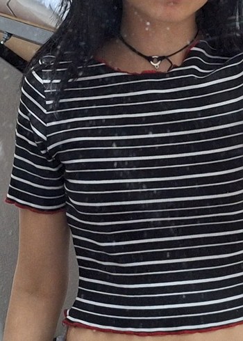 Çizgili Siyah Kısa Kollu Kadın Crop - Görsel 2