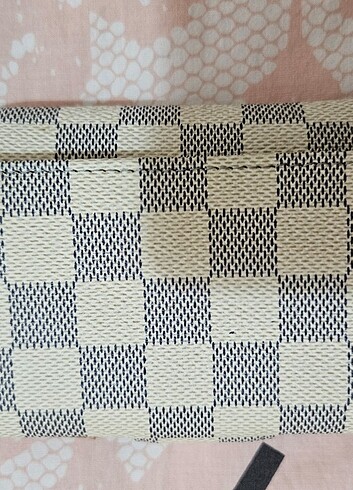 Beden Louis vuitton cüzdan