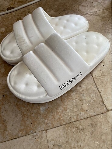 Balenciaga Yüksek Taban Terlik
